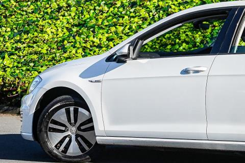 2020 Volkswagen e-Golf EV Gen 2 36kWh - Thumbnail