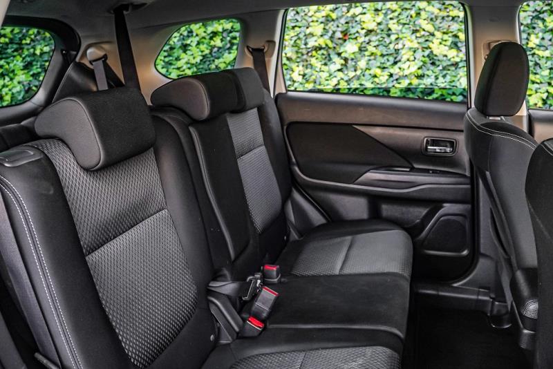 2015 Mitsubishi Outlander 24G