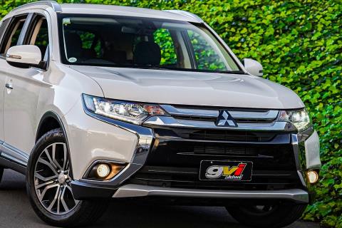 2015 Mitsubishi Outlander 24G - Thumbnail
