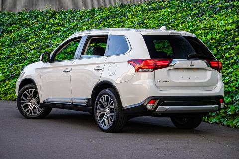 2015 Mitsubishi Outlander 24G - Thumbnail