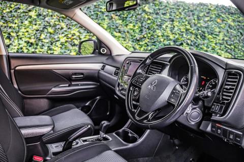 2015 Mitsubishi Outlander 24G - Thumbnail