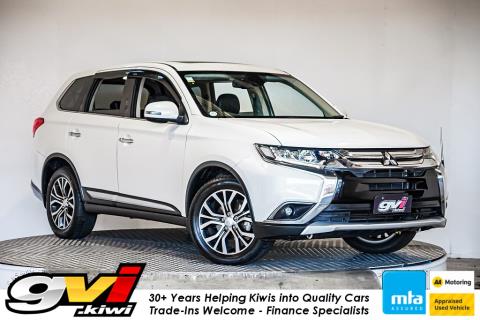 2015 Mitsubishi Outlander 7 Seater - Thumbnail