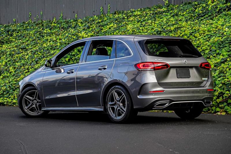 2019 Mercedes Benz B 180 AMG Line