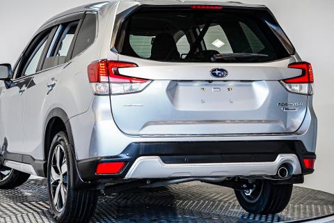 2019 Subaru Forester Advance e-Boxer - Thumbnail