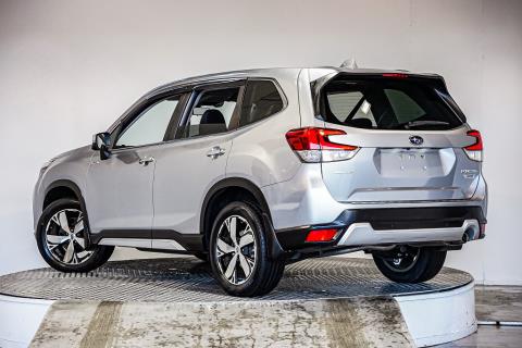 2019 Subaru Forester Advance e-Boxer - Thumbnail