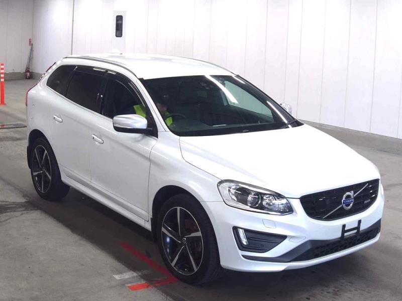 2015 Volvo XC60 T6 R Design 4WD