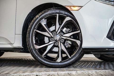 2018 Honda Civic RS Turbo - Thumbnail