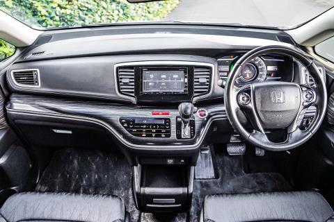 2016 Honda Odyssey Absolute - Thumbnail