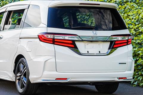 2016 Honda Odyssey Absolute - Thumbnail
