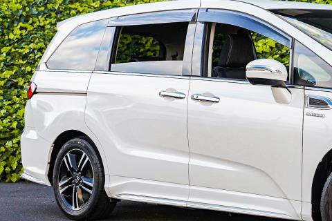 2016 Honda Odyssey Absolute - Thumbnail