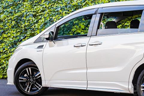 2016 Honda Odyssey Absolute - Thumbnail