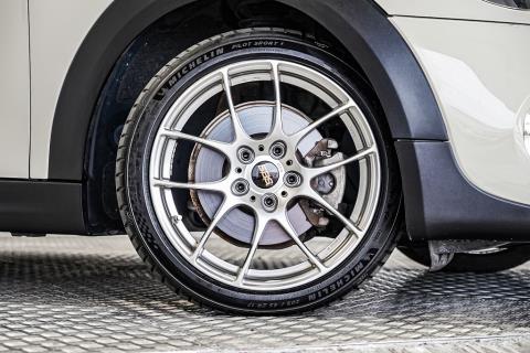 2016 Mini Cooper S - Thumbnail