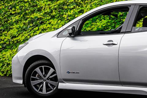 2020 Nissan Leaf 40X 92% SOH - Thumbnail