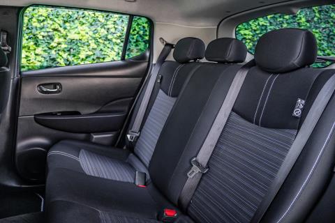 2018 Nissan Leaf 40G 86% SOH - Thumbnail