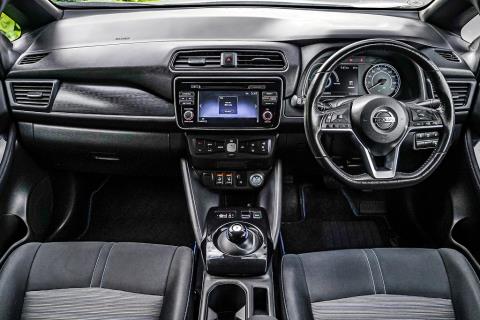 2018 Nissan Leaf 40X 85% SOH - Thumbnail