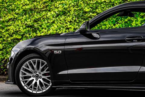 2018 Ford Mustang GT 5.0 Fastback - Thumbnail