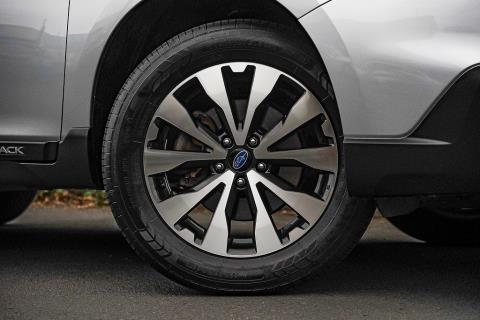 2014 Subaru Outback 4WD - Thumbnail