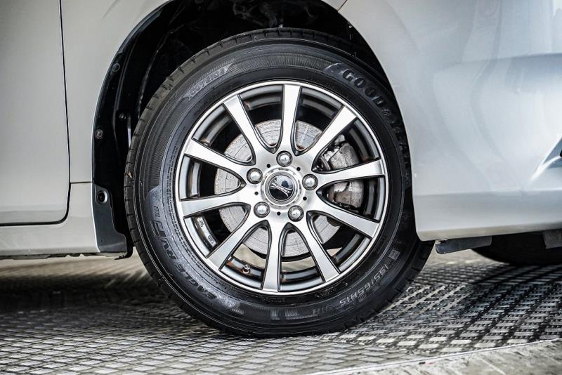2014 Toyota Noah X 7 Seater