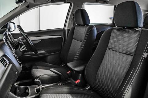 2016 Mitsubishi Outlander 24G 7 Seater - Thumbnail