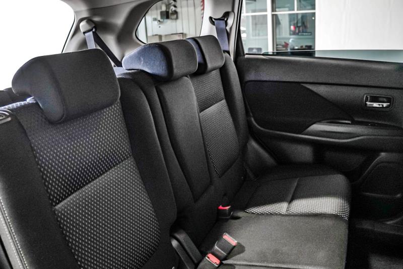2016 Mitsubishi Outlander 24G 7 Seater