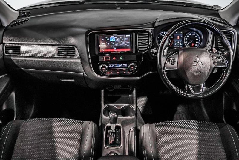 2016 Mitsubishi Outlander 24G 7 Seater