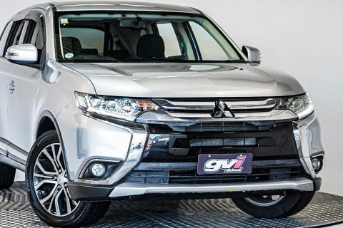 2016 Mitsubishi Outlander 20G - Thumbnail