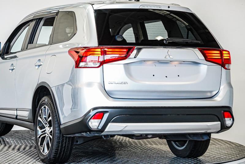 2016 Mitsubishi Outlander 20G