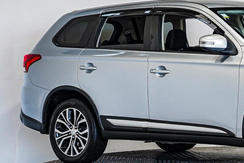 2016 Mitsubishi Outlander 20G