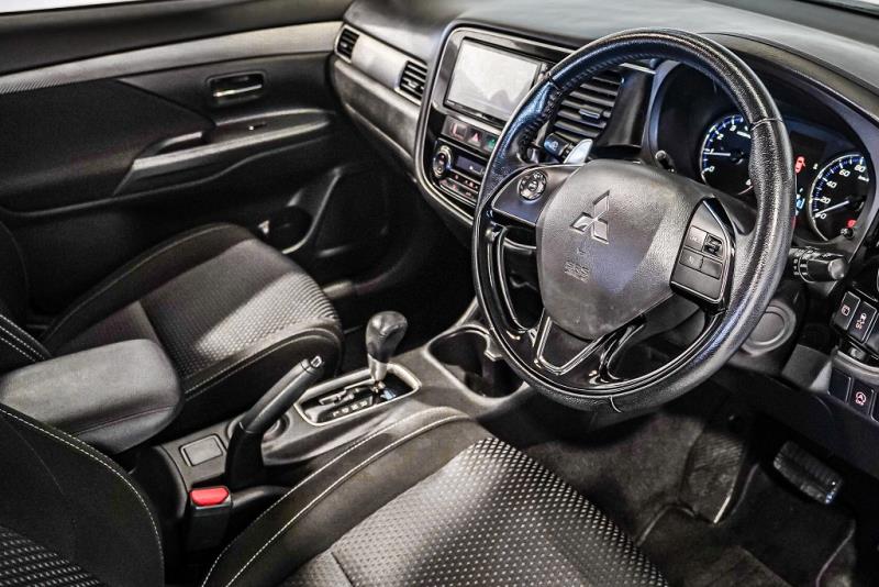 2016 Mitsubishi Outlander 20G