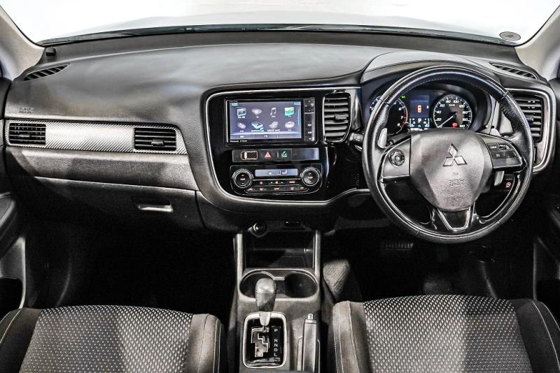 2016 Mitsubishi Outlander 20G
