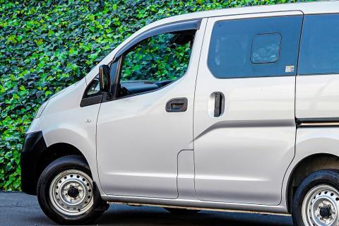 2020 Nissan NV200 / Vanette 5 Seat - Thumbnail