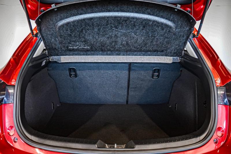 2016 Mazda Axela Sport Hatch