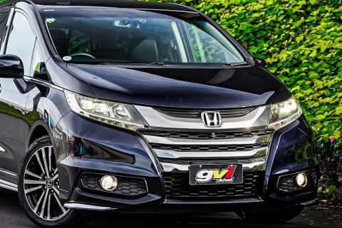 2014 Honda Odyssey Absolute - Thumbnail