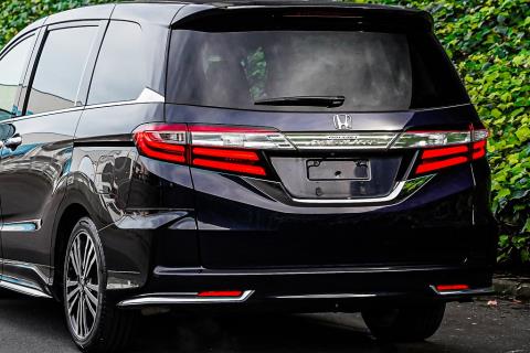 2014 Honda Odyssey Absolute - Thumbnail