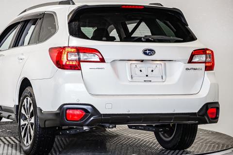 2016 Subaru Outback Ltd Smart Edition - Thumbnail