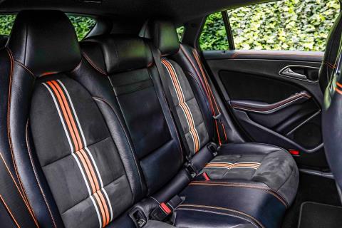 2015 Mercedes Benz CLA250 Orange Art Edition - Thumbnail