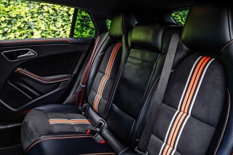 2015 Mercedes Benz CLA250 Orange Art Edition - Thumbnail