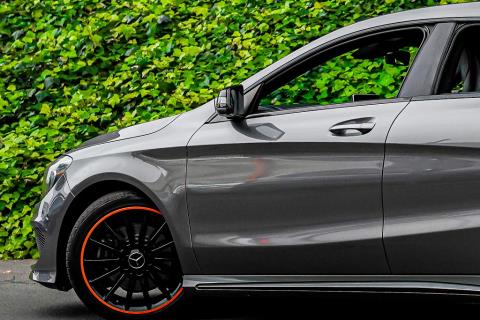 2015 Mercedes Benz CLA250 Orange Art Edition - Thumbnail