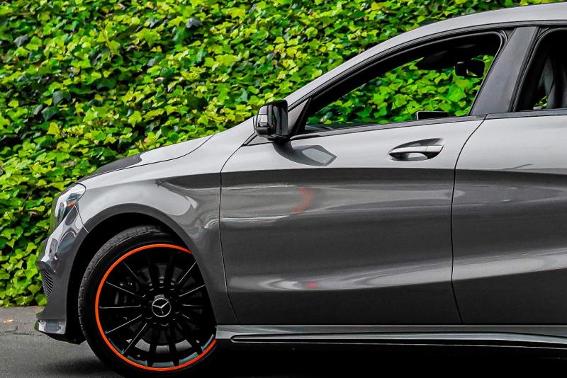 2015 Mercedes Benz CLA250 Orange Art Edition