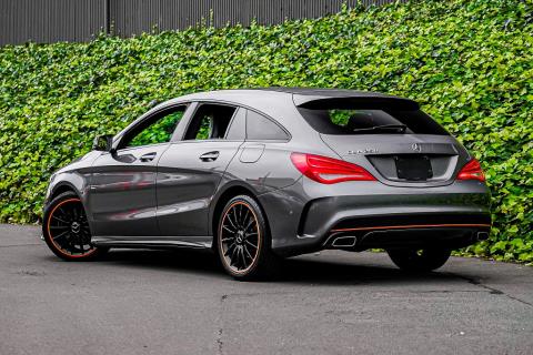 2015 Mercedes Benz CLA250 Orange Art Edition - Thumbnail