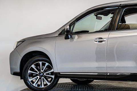 2017 Subaru Forester 2.0XT 4WD - Thumbnail