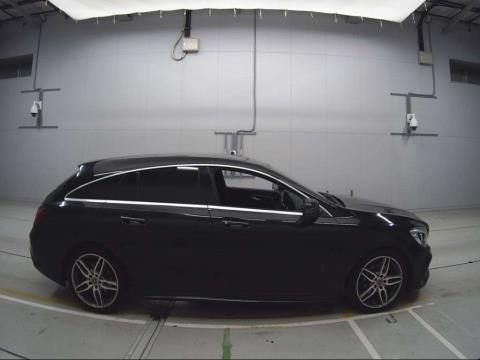 2017 Mercedes Benz CLA 180 - Thumbnail