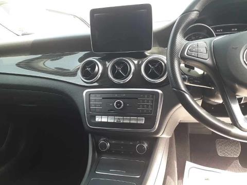 2017 Mercedes Benz CLA 180 - Thumbnail