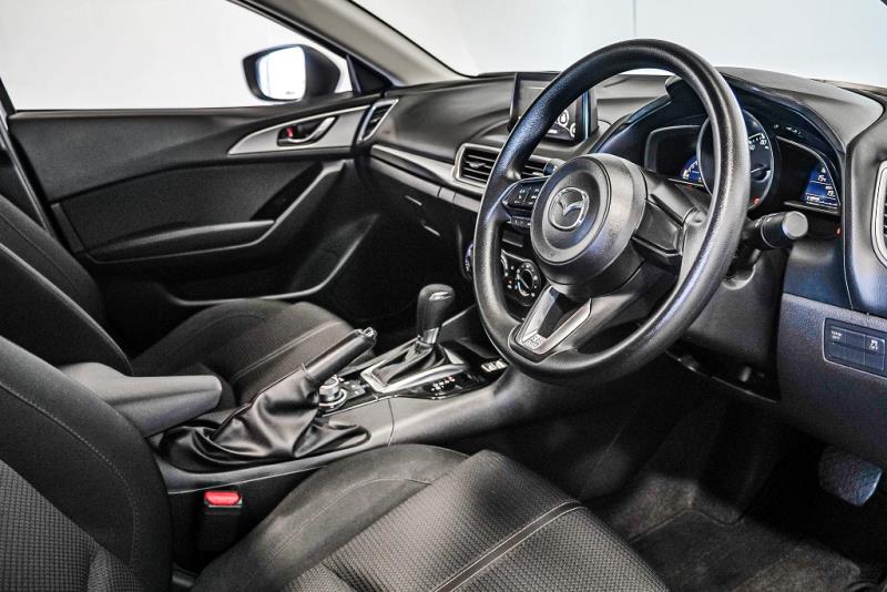 2016 Mazda Axela Sport / 3 Hatch