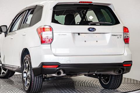 2015 Subaru Forester 2.0XT Turbo 4WD - Thumbnail