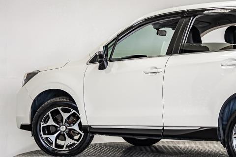 2015 Subaru Forester 2.0XT Turbo 4WD - Thumbnail