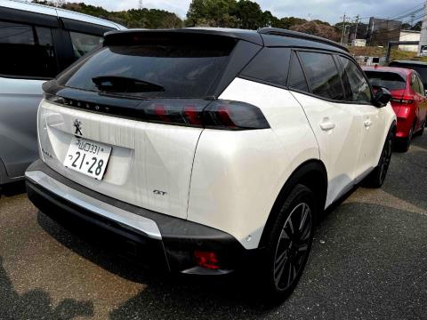 2021 Peugeot e-2008 GT Electric - Thumbnail