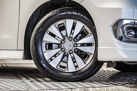 2014 Honda Stepwgn Spada Z - Thumbnail