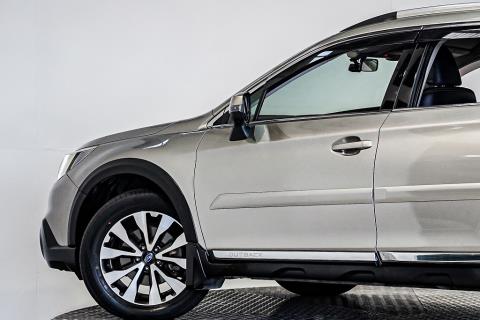 2015 Subaru Outback 4WD Limited - Thumbnail