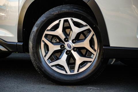 2019 Subaru Forester Touring 4WD - Thumbnail